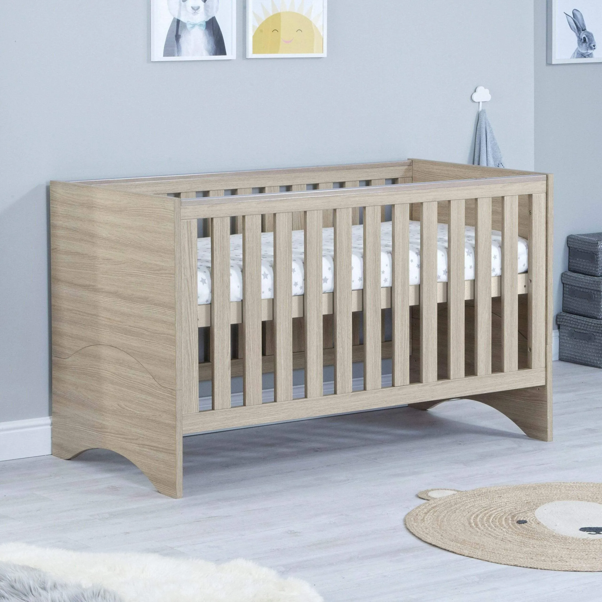 Babymore Veni Cot Bed - Oak