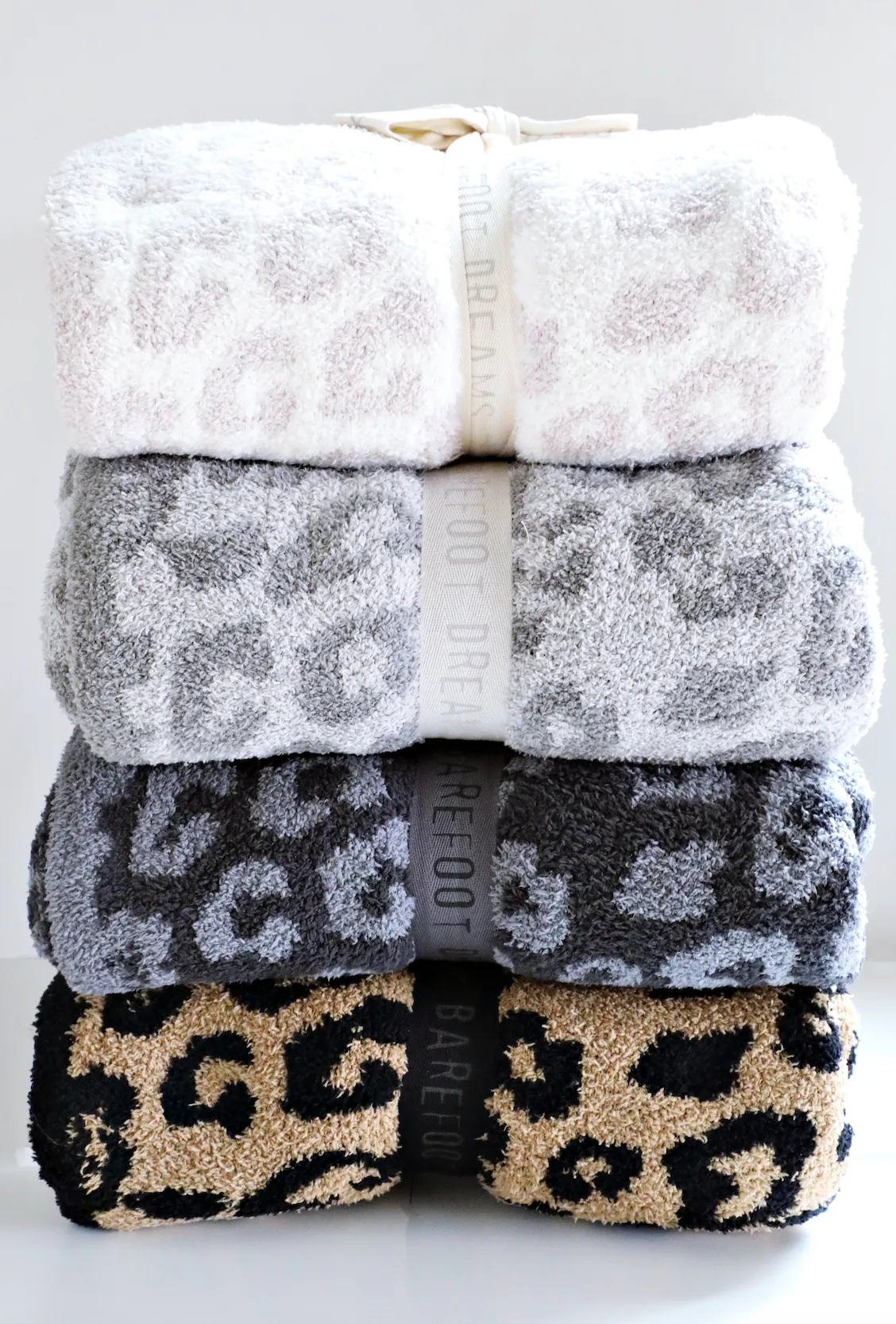 Barefoot Dreams - Cozychic Barefoot in the Wild Adult Throw in Cream/Stone Leopard