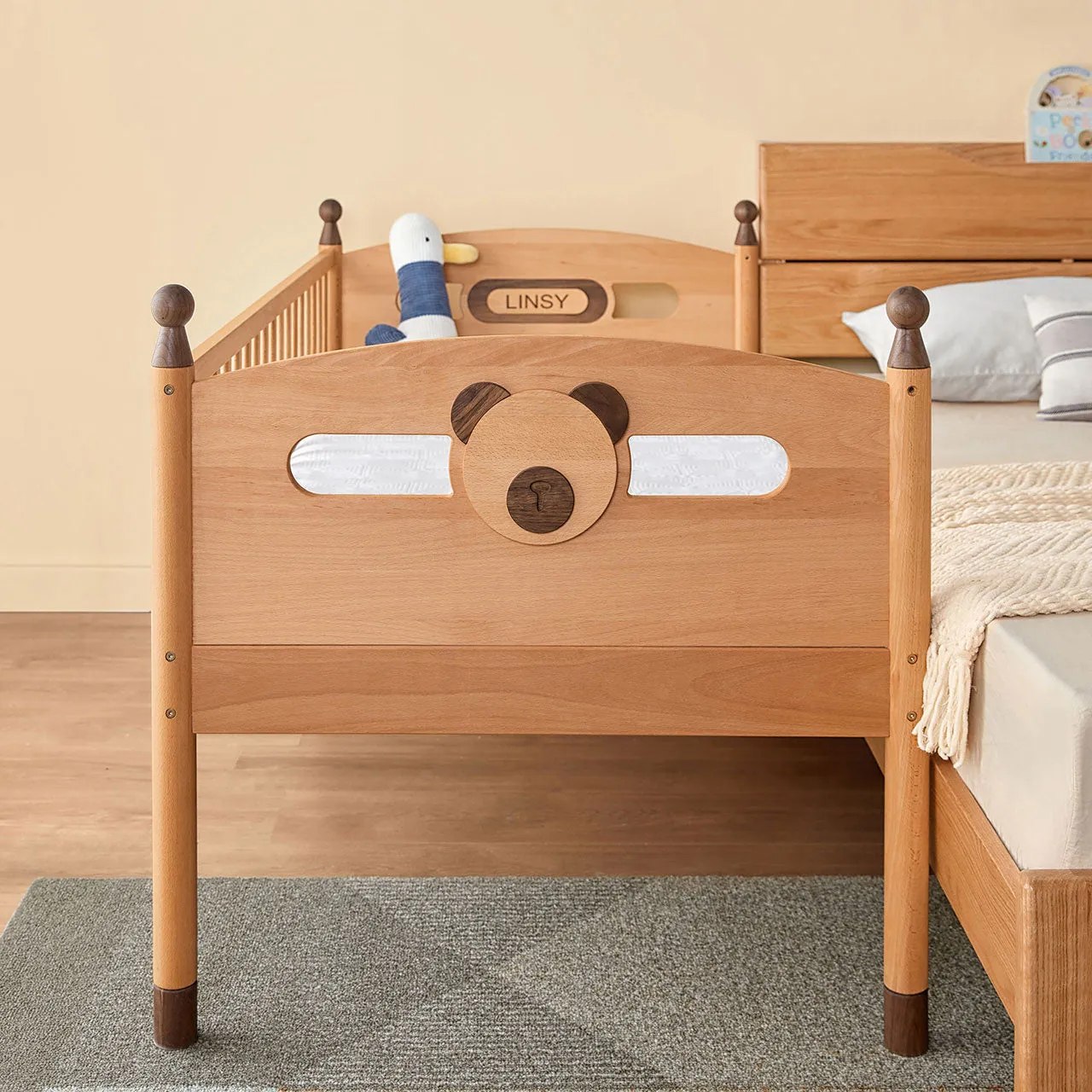 Dear Bear Mobile Oak Sleeping Cot